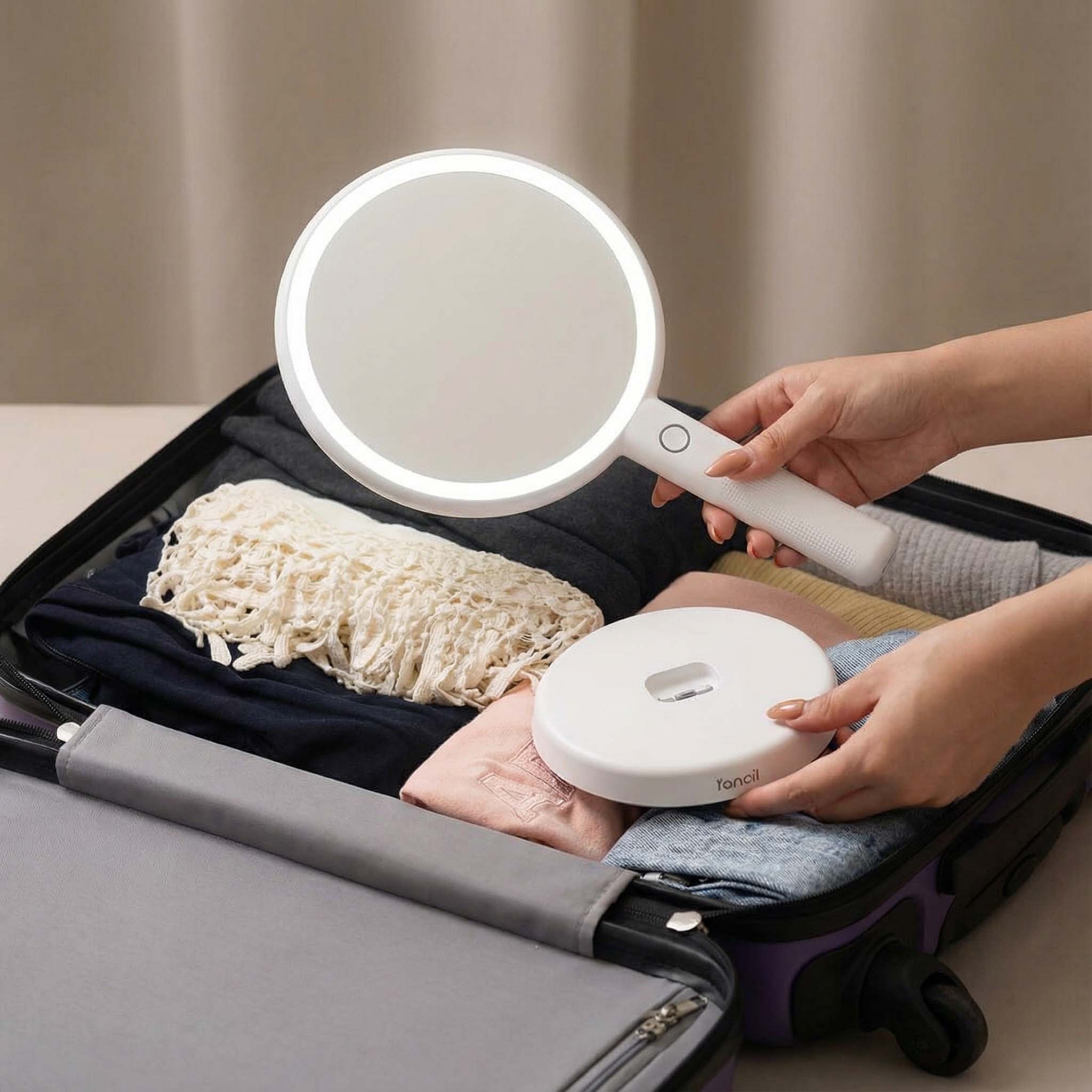 Cami Lighted Handheld Mirror